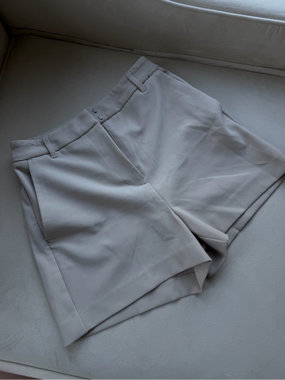 Express Women's Light Gray Tailored Bermuda Shorts